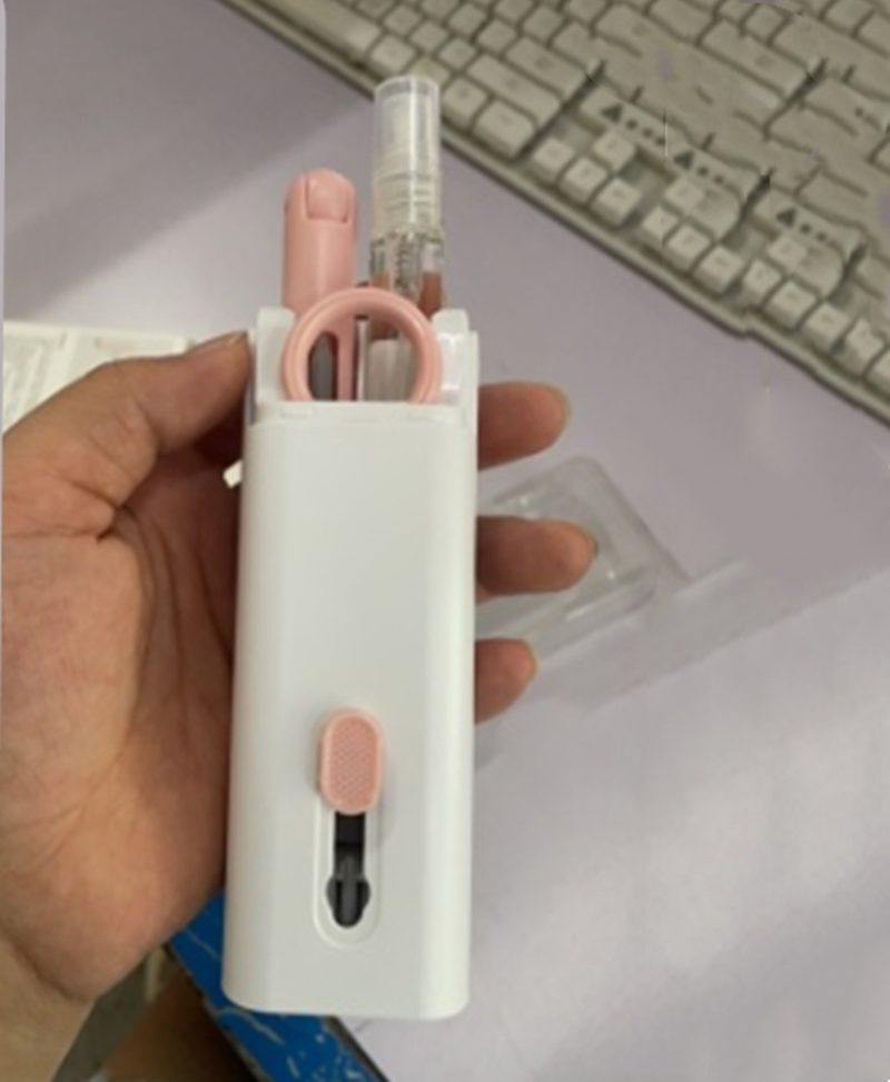 Pocket Tech Cleaning Kit