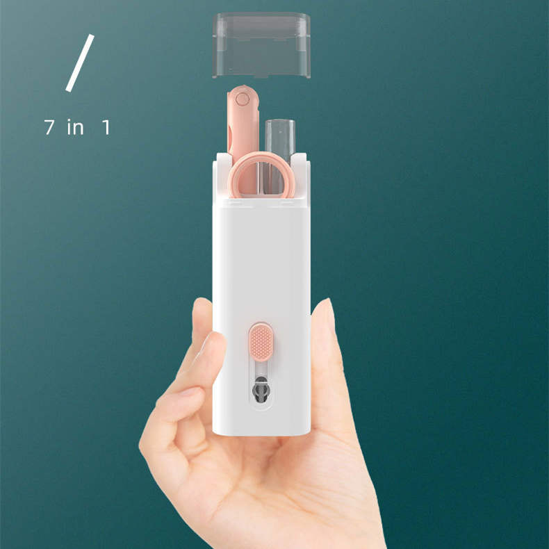 Pocket Tech Cleaning Kit