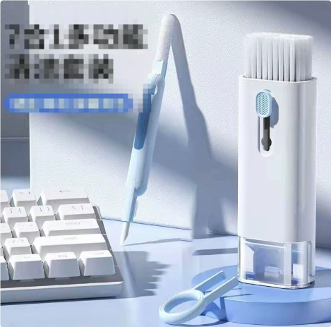 Pocket Tech Cleaning Kit